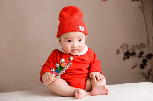 四平宝宝多大出牙