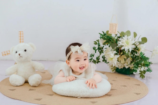 四平四个月的孕妇肚子疼